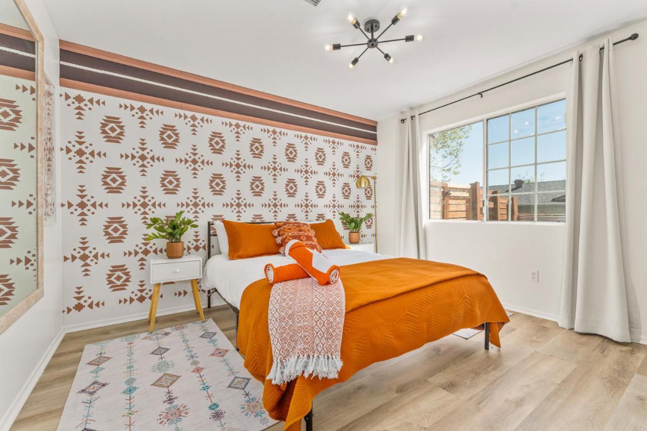 Hot Tub, Games, King Bed, Fire Pit, Bbq Grill, Minutes From National Park And Views Villa Joshua Tree Eksteriør billede